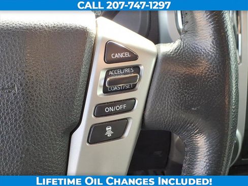 Used 2021 Nissan Titan SV w/ SV Convenience Package image 17