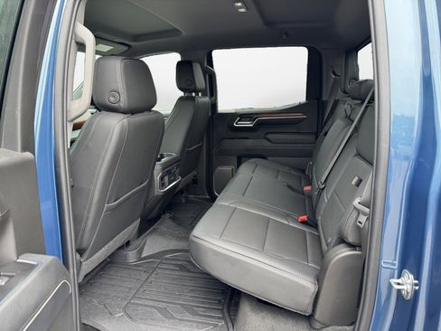 Used 2025 GMC Sierra 1500 Denali AWD/4WD image 16