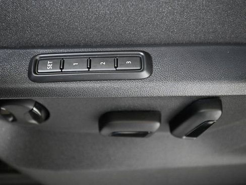 New 2025 Volkswagen Atlas Cross Sport SEL image 26