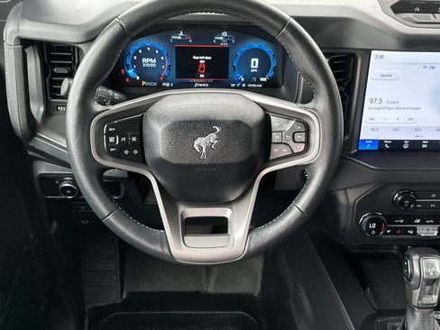 Used 2025 Ford Bronco Badlands AWD/4WD image 14