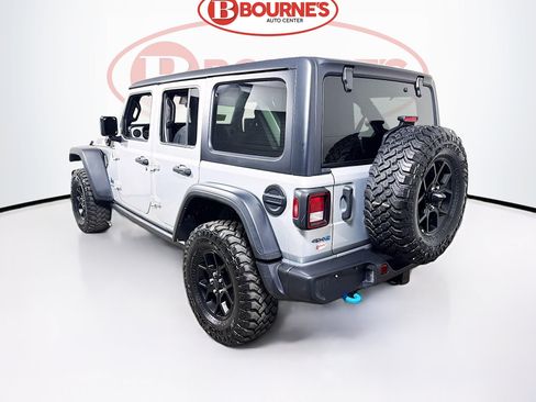 Used 2024 Jeep Wrangler Unlimited AWD/4WD image 7
