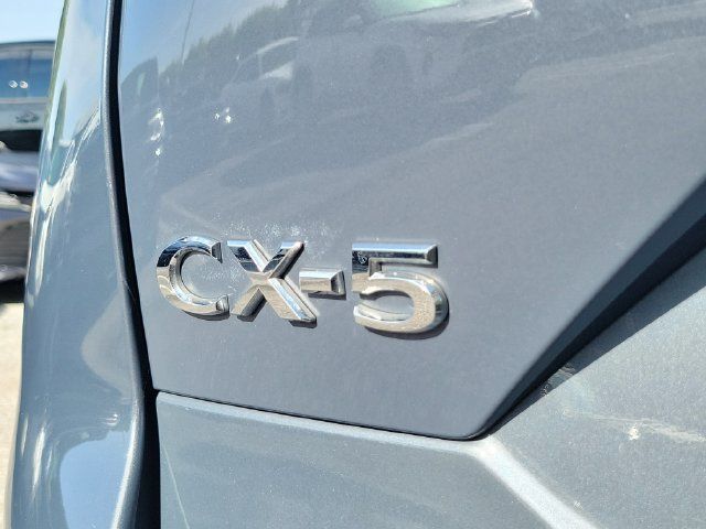Used 2021 MAZDA CX-5 Carbon Edition FWD image 5