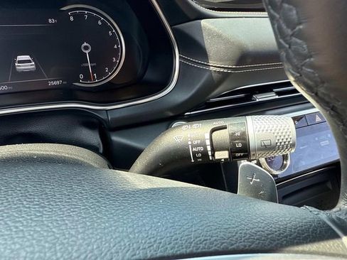 Used 2024 Genesis GV80 2.5T image 37