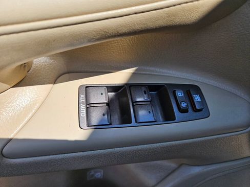 Used 2010 Lexus LX 570 4WD image 17