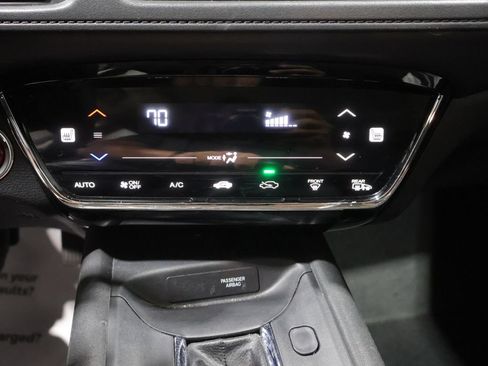 Used 2018 Honda HR-V EX image 27