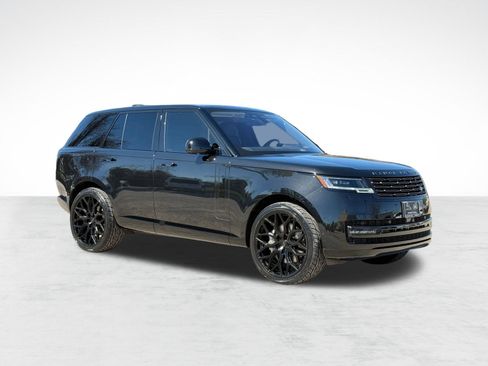 Used 2023 Land Rover Range Rover SE image 7