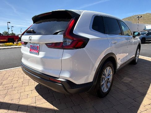 Used 2023 Honda CR-V EX-L image 2