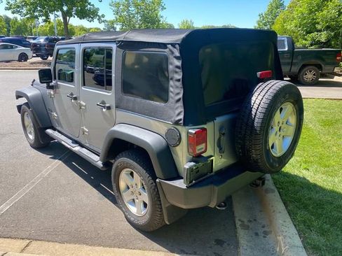 Used 2014 Jeep Wrangler Unlimited Sport w/ Quick Order Package 24S AWD/4WD image 29