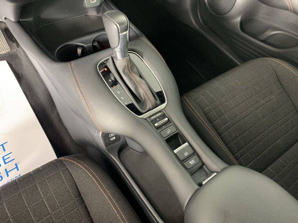 Used 2025 Honda HR-V Sport image 24