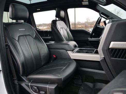 Used 2017 Ford F250 Platinum w/ Platinum Ultimate Package image 47