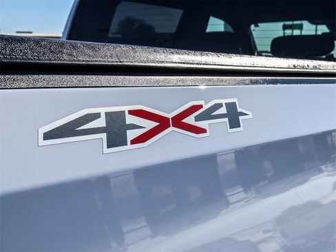 Used 2026 Chevrolet Silverado 1500 LT image 10