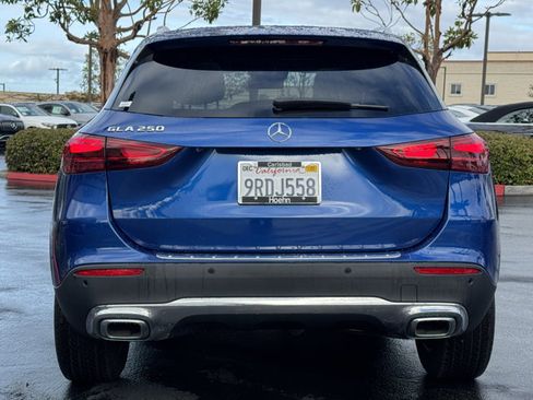 Used 2025 Mercedes-Benz GLA 250 image 11