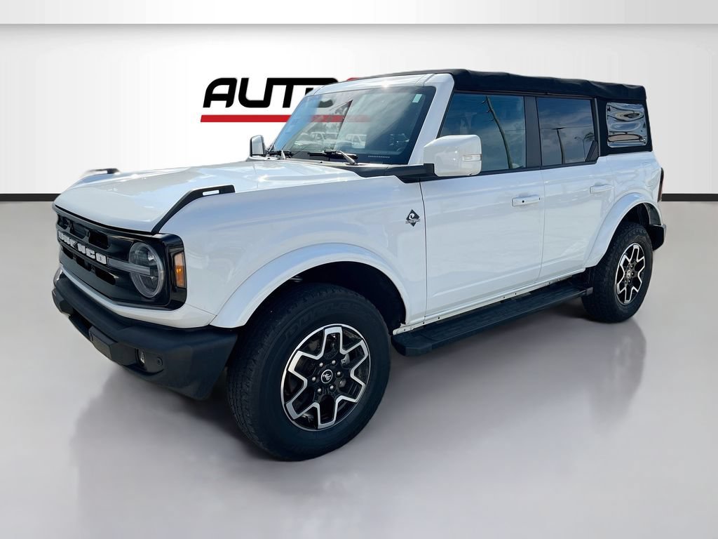 Used 2022 Ford Bronco Outer Banks AWD/4WD image 3