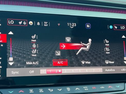 Used 2024 Dodge Charger R/T w/ Plus Group image 25