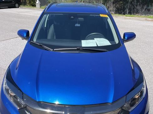 Used 2022 Honda HR-V EX image 9