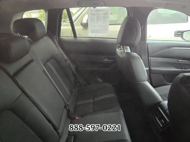 Used 2024 MAZDA CX-50 AWD 2.5 S w/ Weather Package image 11