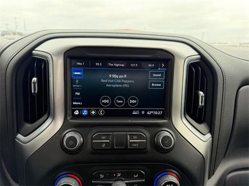 Used 2021 Chevrolet Silverado 1500 RST image 12