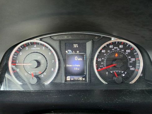 Used 2017 Toyota Camry SE image 26