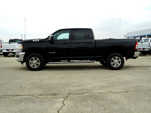 Used 2024 RAM 2500 Big Horn w/ Bed Utility Group image 6