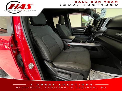 Used 2022 RAM 1500 Big Horn AWD/4WD image 11
