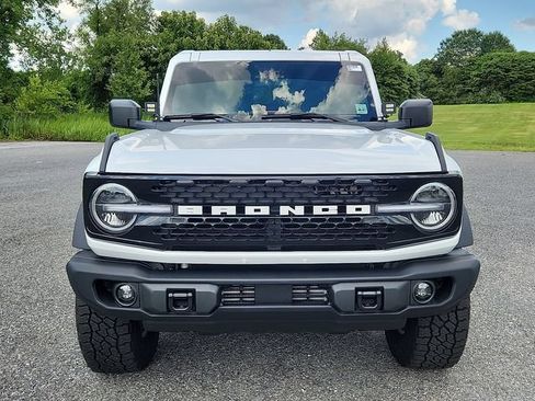 Used 2025 Ford Bronco Badlands AWD/4WD image 2