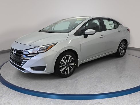 New 2025 Nissan Versa SV w/ Trunk Package FWD image 1