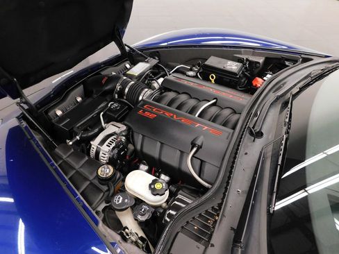 Used 2006 Chevrolet Corvette Coupe w/ Preferred Equipment Group image 19