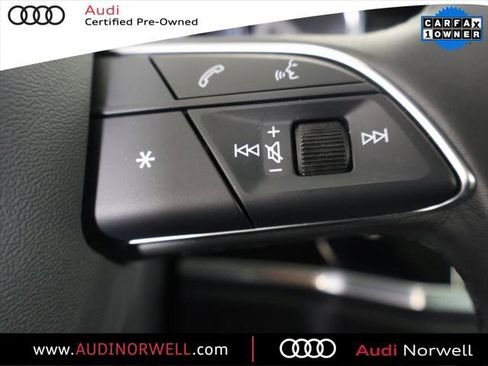 Certified 2025 Audi Q3 2.0T Premium Plus w/ Premium Plus Package image 32