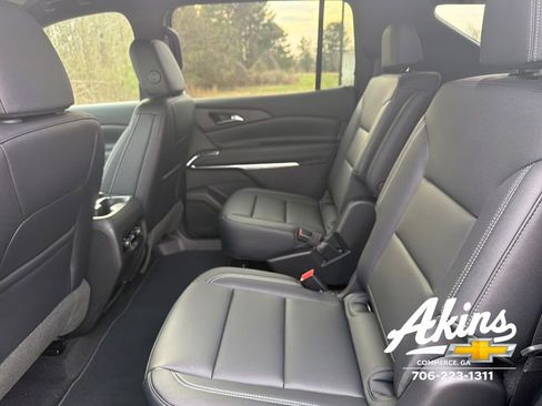 New 2026 Chevrolet Traverse LT FWD image 20