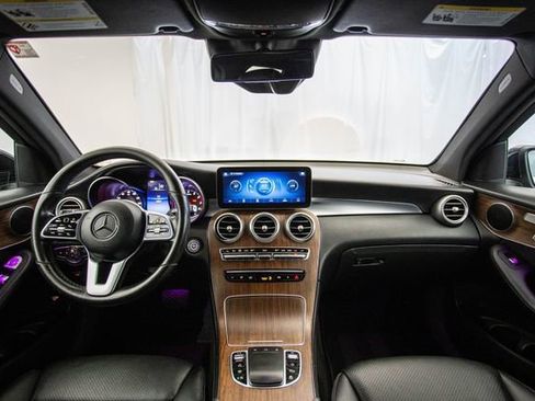 Used 2020 Mercedes-Benz GLC 300 4MATIC w/ Parking Assistance Package image 12