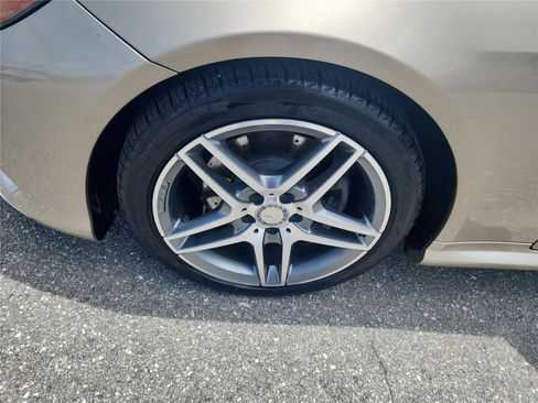 Used 2017 Mercedes-Benz E 400 Coupe image 10