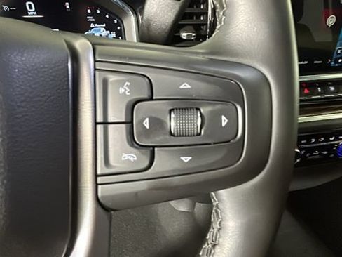 Used 2026 GMC Sierra 2500 SLE w/ SLE Value Package; AWD/4WD image 16