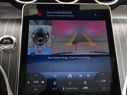 Used 2026 Mercedes-Benz GLC 300 image 33