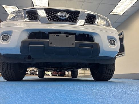 Used 2013 Nissan Frontier SV w/ SV Value Truck Pkg image 14