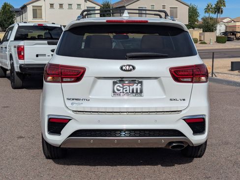 Used 2019 Kia Sorento SX image 4