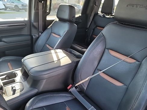 Certified 2023 GMC Sierra 1500 AT4 AWD/4WD image 10