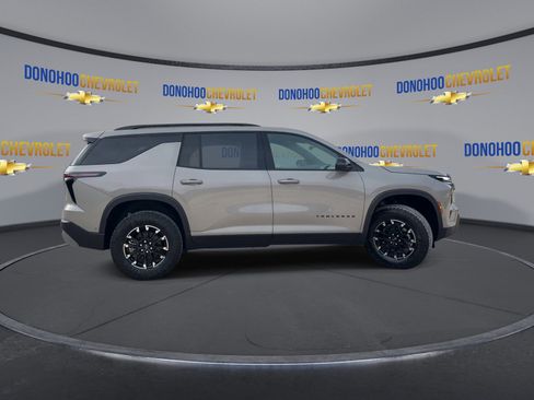 New 2026 Chevrolet Traverse Z71 w/ Enhanced Driving Package AWD/4WD image 9