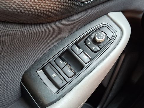 Used 2020 Subaru Outback Premium AWD/4WD image 25