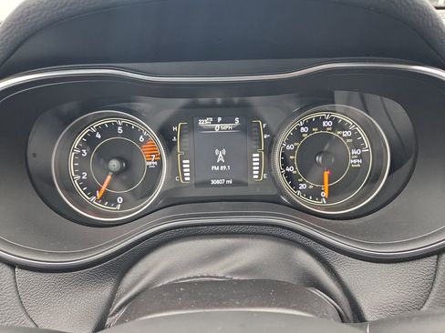 Used 2020 Jeep Cherokee Latitude image 31