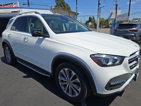 Used 2022 Mercedes-Benz GLE 350 w/ Premium Package image 8