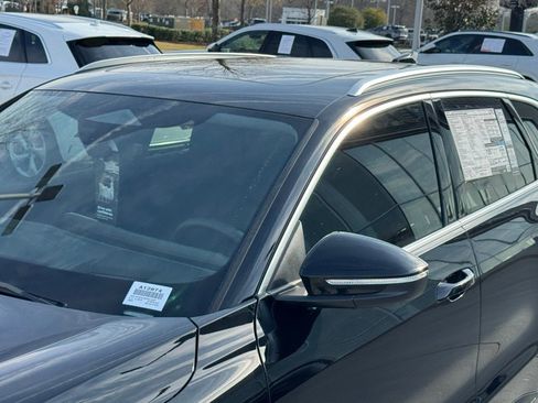 New 2025 Audi Q5 Prestige image 10