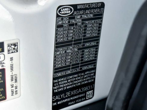 Used 2025 Land Rover Range Rover Velar Dynamic SE image 30