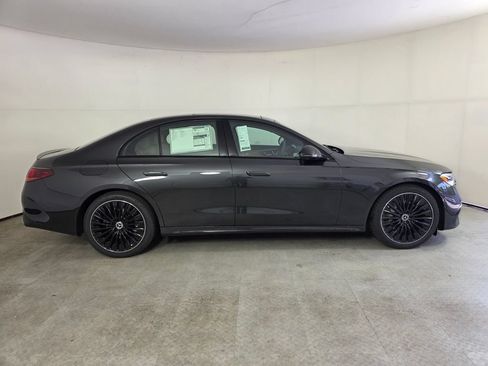 New 2027 Mercedes-Benz E 350 Sedan image 3