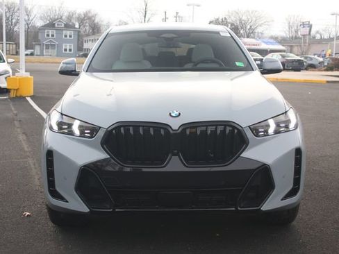 New 2026 BMW X6 xDrive40i w/ Climate Comfort Package image 2