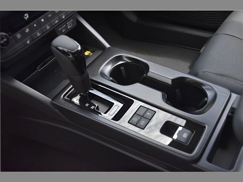 New 2026 Subaru Outback Limited AWD/4WD image 37