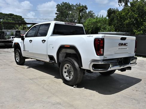 Used 2025 GMC Sierra 2500 Pro w/ Convenience Package AWD/4WD image 5