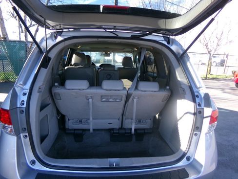 Used 2016 Honda Odyssey EX-L image 5