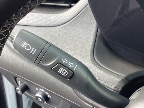 Used 2024 Buick Encore GX Preferred image 17