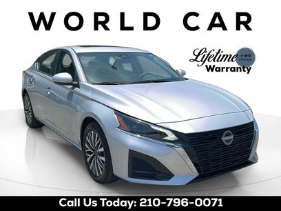 Used 2025 Nissan Altima 2.5 SV w/ SV Premium Package