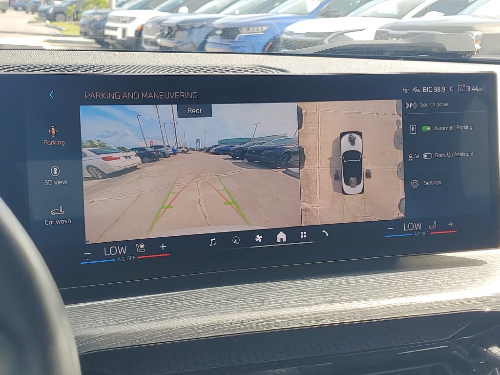 Used 2025 BMW 430i Convertible RWD image 29